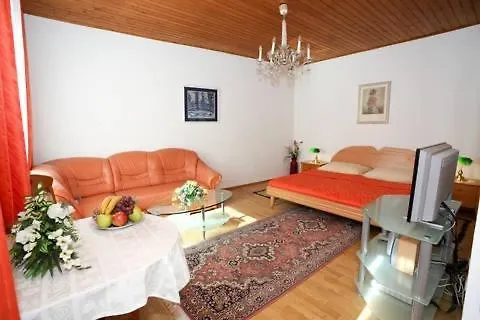 Classic Apartment I Close To Main Station I 10 Minutes To Belvedere Wien Österreich