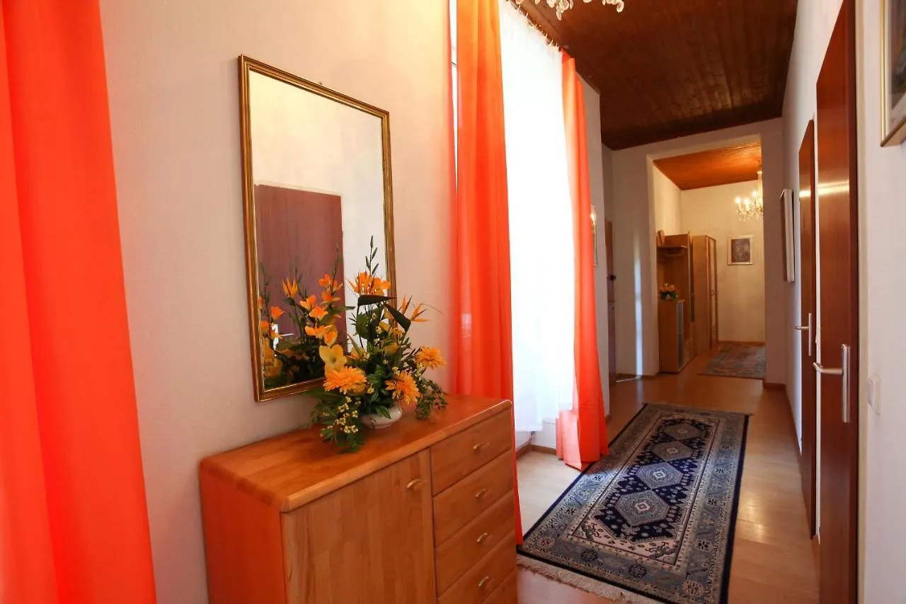 Classic Apartment I Close To Main Station I 10 Minutes To Belvedere Wien
